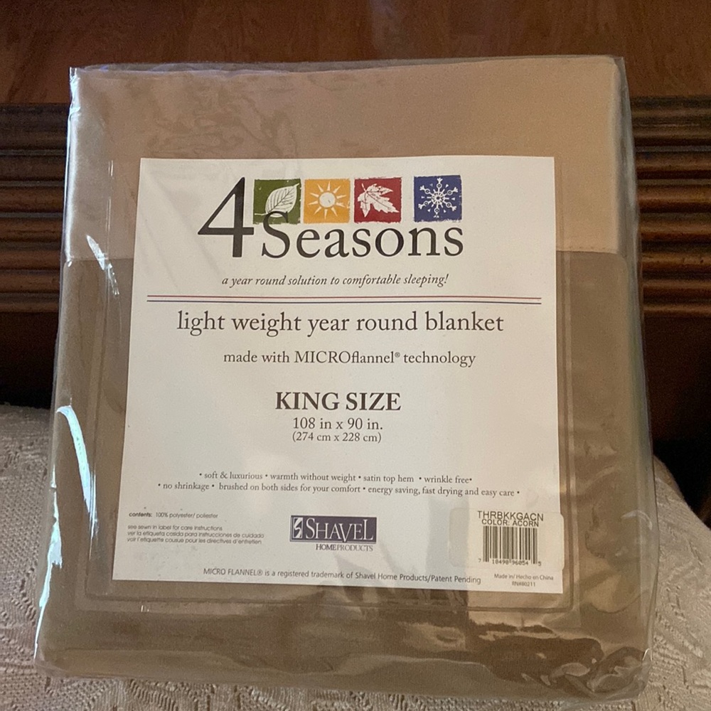 Thermee Micro Flannel King-Size All Seasons Lightweight Blanket